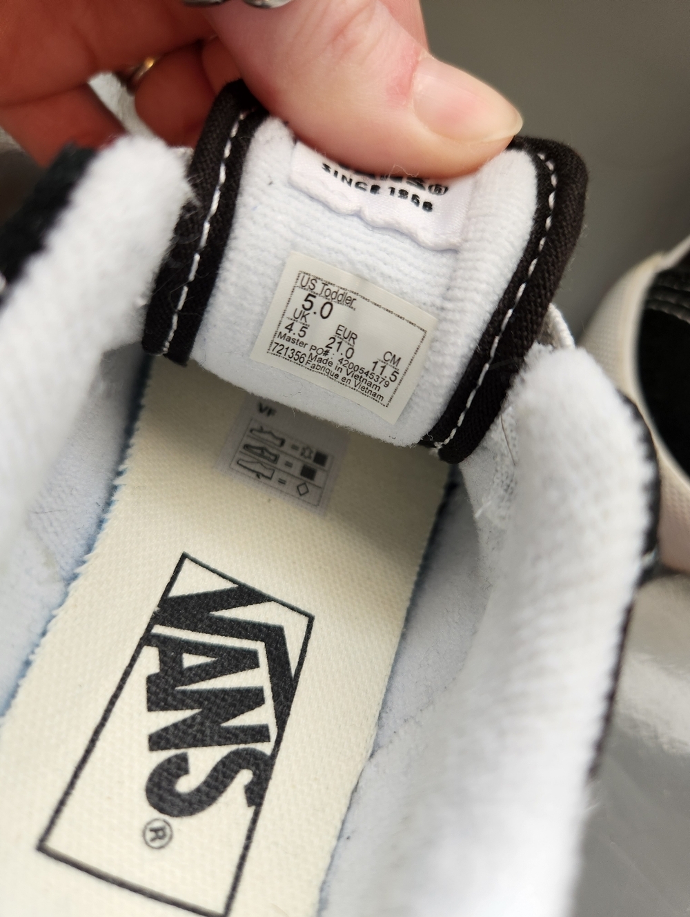 Toddler VANS size 5 - Picture 4 of 4